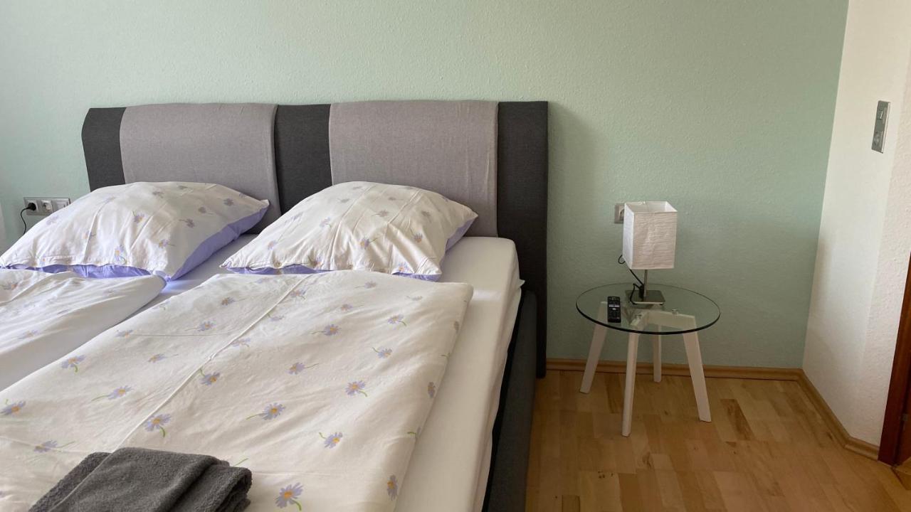 Outlet Holiday Home Metzingen  Kültér fotó